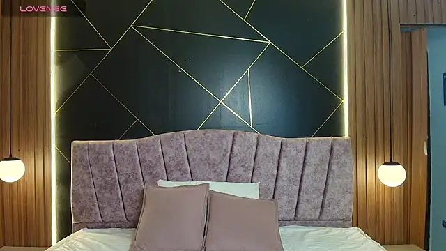 NatashaMason  online show from March 28, 7:26 pm