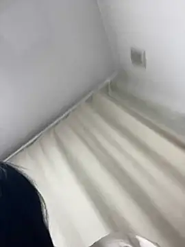 LeilaLow online show from March 6, 3:13 pm