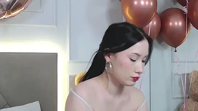 LeilaLow online show from February 20, 3:08 pm