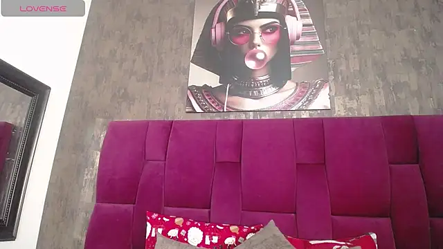 nicole  parker1 online show from January 10, 6:36 pm