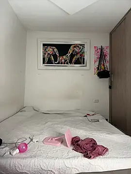 linatarens online show from March 27, 5:27 am