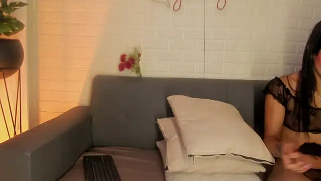 karina gomez 18 online show from January 11, 11:28 am