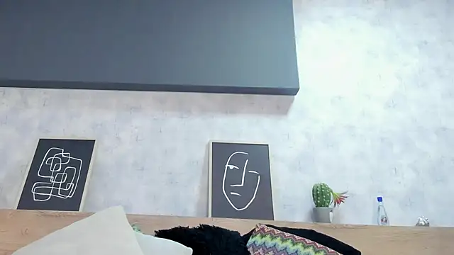 karina gomez 18 online show from April 8, 11:22 am