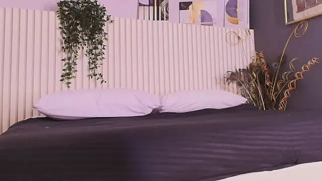 karina gomez 18 online show from June 7, 1:05 pm