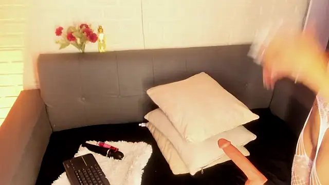 karina gomez 18 online show from November 11, 11:38 am