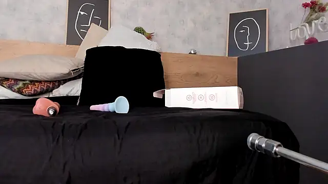 karina gomez 18 online show from April 5, 11:39 am