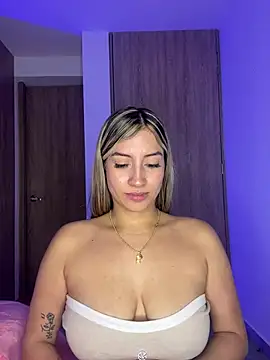 Issabela G1 online show from March 7, 2:04 am