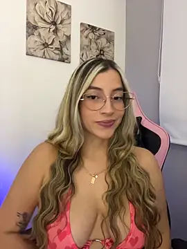 Issabela G1 online show from May 10, 12:36 am