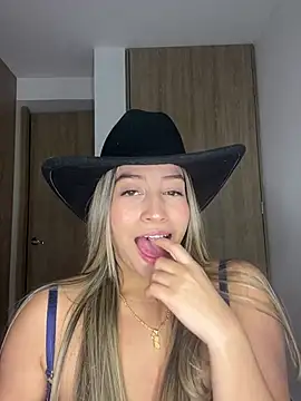 Issabela G1 online show from March 19, 3:52 am