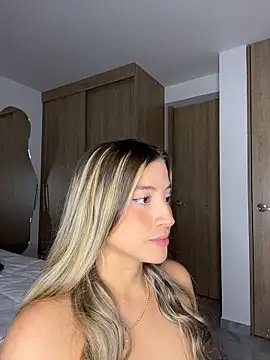 Issabela G1 online show from February 11, 2:00 am