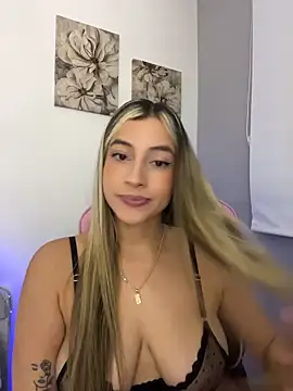 Issabela G1 online show from May 8, 11:19 pm
