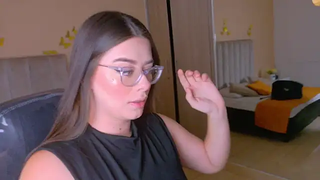 Snapshot of Charlotte_Olsen_ chatting on July 17, 7:55 pm Charlotte Olsen online show from July 17, 7:55 pm