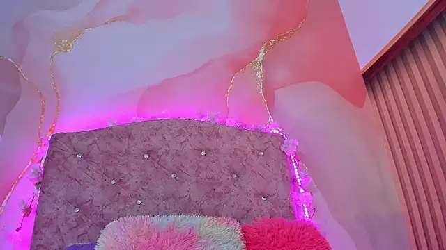 Bella  sweet online show from February 22, 6:41 pm