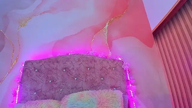 Bella  sweet online show from March 1, 7:04 pm