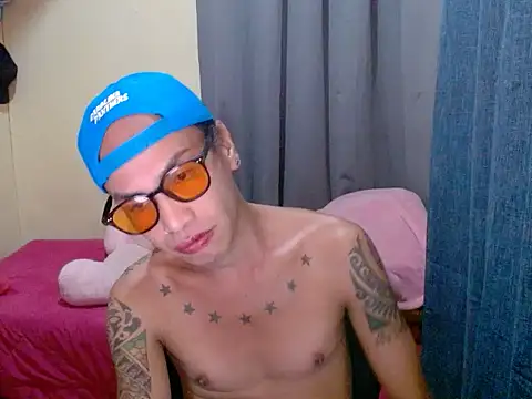 Snapshot of Indaypakay_ts chatting on December 14, 8:14 pm Indaypakay ts online show from December 14, 8:14 pm