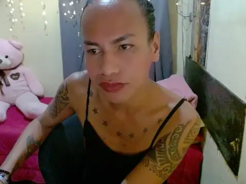 Snapshot of Indaypakay_ts chatting on October 12, 7:21 am Indaypakay ts online show from October 12, 7:21 am