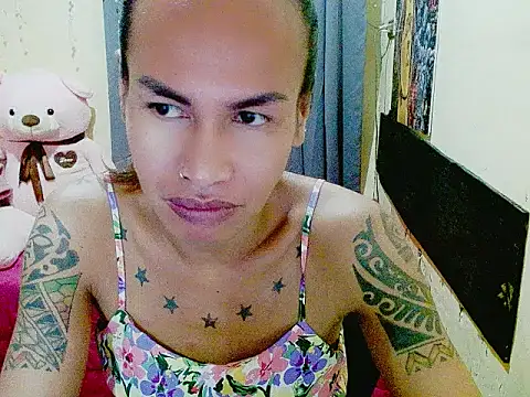 Snapshot of Indaypakay_ts chatting on November 8, 10:19 am Indaypakay ts online show from November 8, 10:19 am