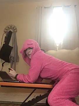 Luluof online show from March 14, 1:46 pm