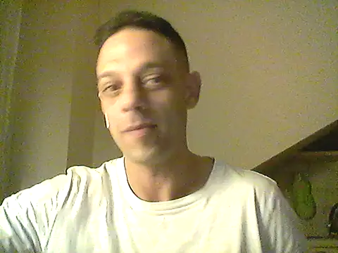 FrettedLodine online show from November 30, 4:13 am