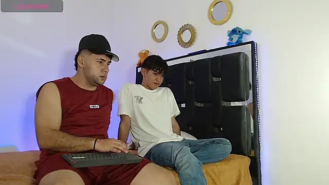 Snapshot of Valerio_22 chatting on November 9, 12:58 am Valerio 22 online show from November 9, 12:58 am