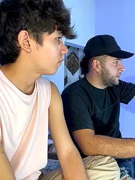 Snapshot of Valerio_22 chatting on December 16, 12:04 am Valerio 22 online show from December 16, 12:04 am