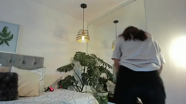 Snapshot of Nami_sunny chatting on November 19, 6:41 pm Nami sunny online show from November 19, 6:41 pm