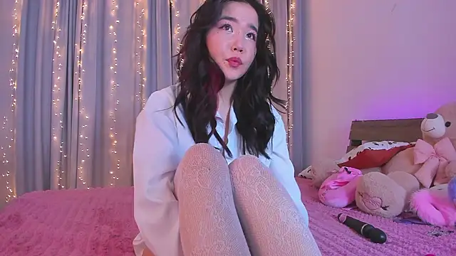 Dollyaa online show from February 9, 1:42 pm