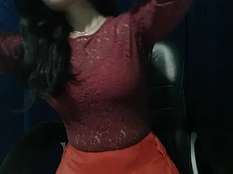 Yashi online show from March 9, 3:04 pm