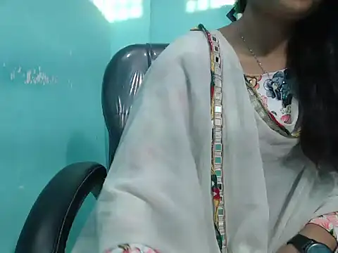 Snapshot of Yashi chatting on March 16, 12:22 pm Yashi online show from March 16, 12:22 pm