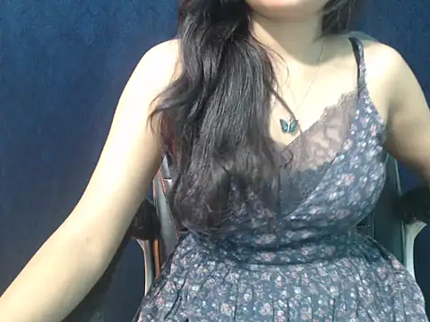 Snapshot of Yashi chatting on December 13, 8:04 pm Yashi online show from December 13, 8:04 pm