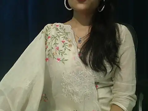 Yashi online show from March 17, 3:37 pm