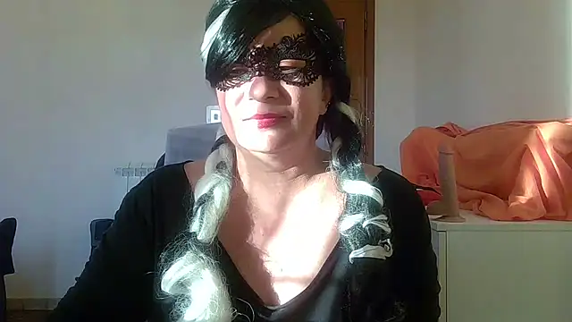 Ninalapiccolina online show from December 17, 3:06 pm