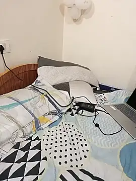 Ashwini Gowda 91 online show from February 16, 4:32 pm