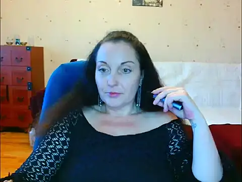 Alice3694 online show from April 6, 5:30 am