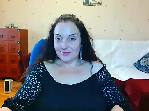 Alice3694 online show from April 9, 6:04 am