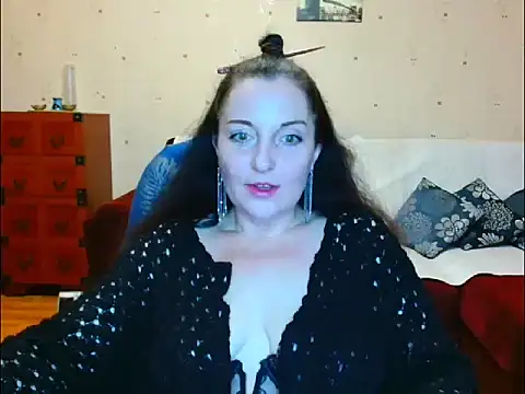 Alice3694 online show from February 9, 4:32 am