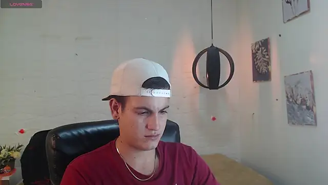 Cerokershelby online show from December 15, 8:52 am