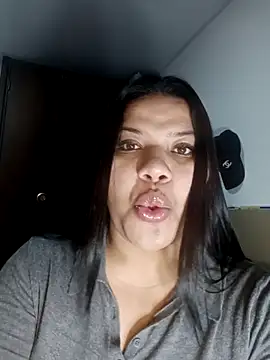 Snapshot of mile_uribe chatting on October 24, 9:52 am mile uribe online show from October 24, 9:52 am