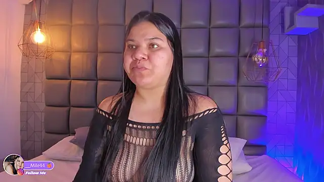 Snapshot of mile_uribe chatting on September 26, 3:46 am mile uribe online show from September 26, 3:46 am