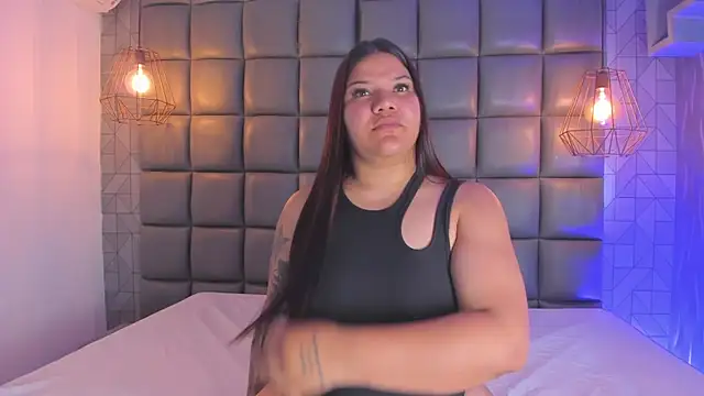 Snapshot of mile_uribe chatting on March 21, 3:01 am mile uribe online show from March 21, 3:01 am