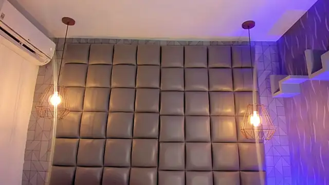 Snapshot of mile_uribe chatting on September 10, 4:33 am mile uribe online show from September 10, 4:33 am