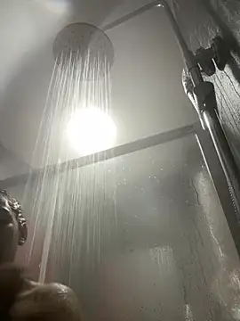 julialupato1606 online show from March 4, 12:35 pm