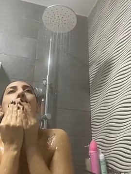 julialupato1606 online show from March 24, 10:37 am