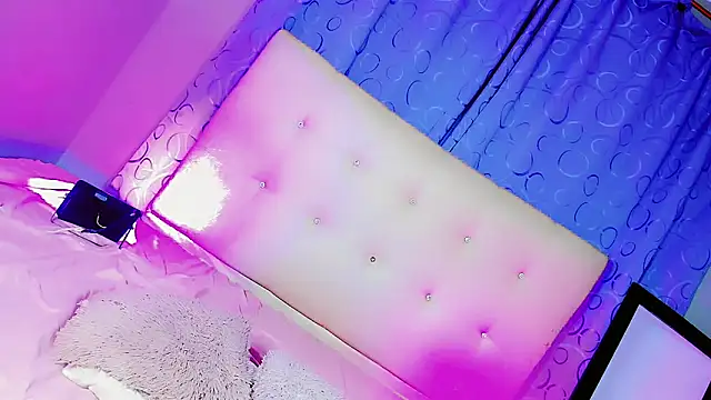 Snapshot of Samira_Ali chatting on January 6, 9:19 pm Samira Ali online show from January 6, 9:19 pm