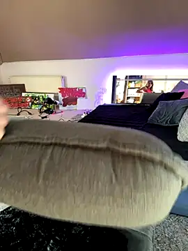 Snapshot of SonjaPrivat69_ chatting on September 11, 3:12 pm SonjaPrivat69 online show from September 11, 3:12 pm