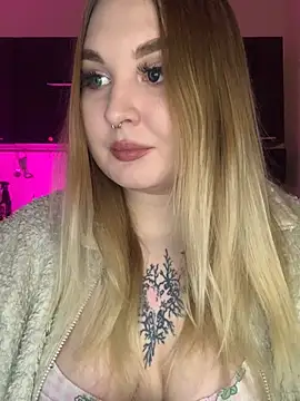 Greeenfriends6969 online show from January 15, 12:30 am