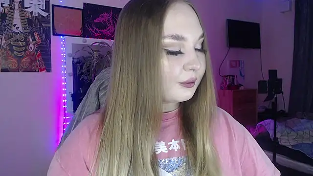 Greeenfriends6969 online show from November 21, 10:42 pm