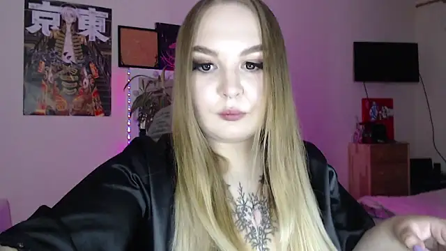 Greeenfriends6969 online show from November 9, 8:35 pm