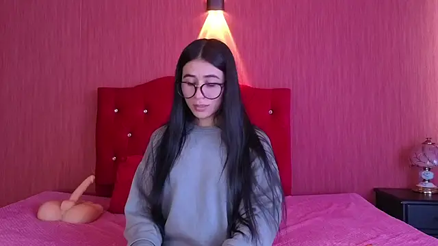 ChloeTurner  online show from November 15, 8:02 pm