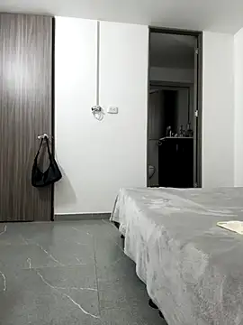 ChloeTurner  online show from November 18, 6:33 pm